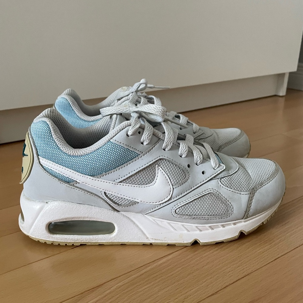 Nike Air Max Command - Picture 8 of 8